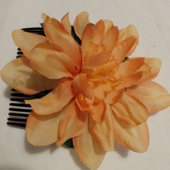 🌹Handmade🌹Pin Up - Flower Hair Comb - Picture 1 of 1